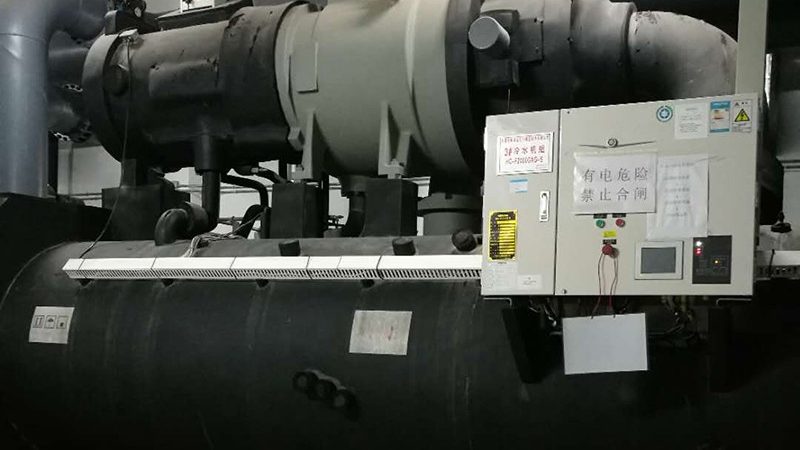 小型冷库耗电量计算公式如下：